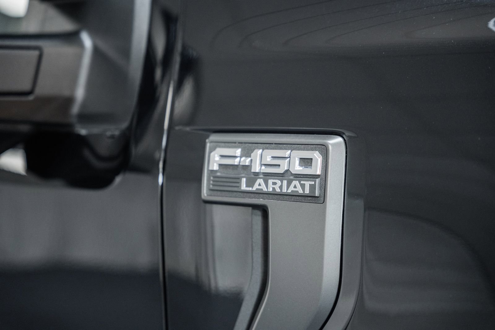 Certified 2023 Ford F150 Lariat w/ Equipment Group 502A High image 9