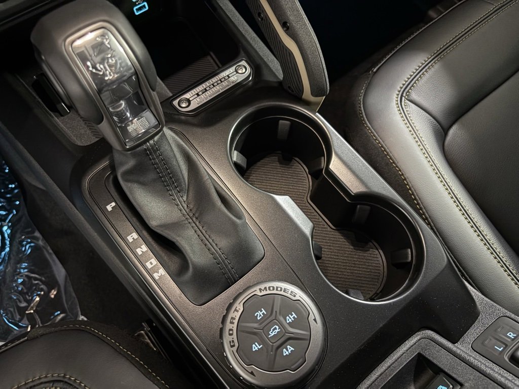 New 2025 Ford Bronco Badlands image 15