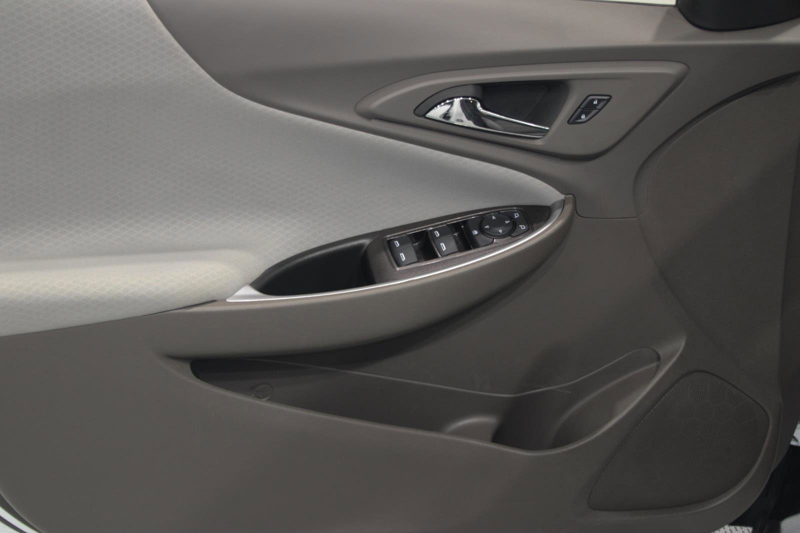 Used 2025 Chevrolet Malibu LS image 20