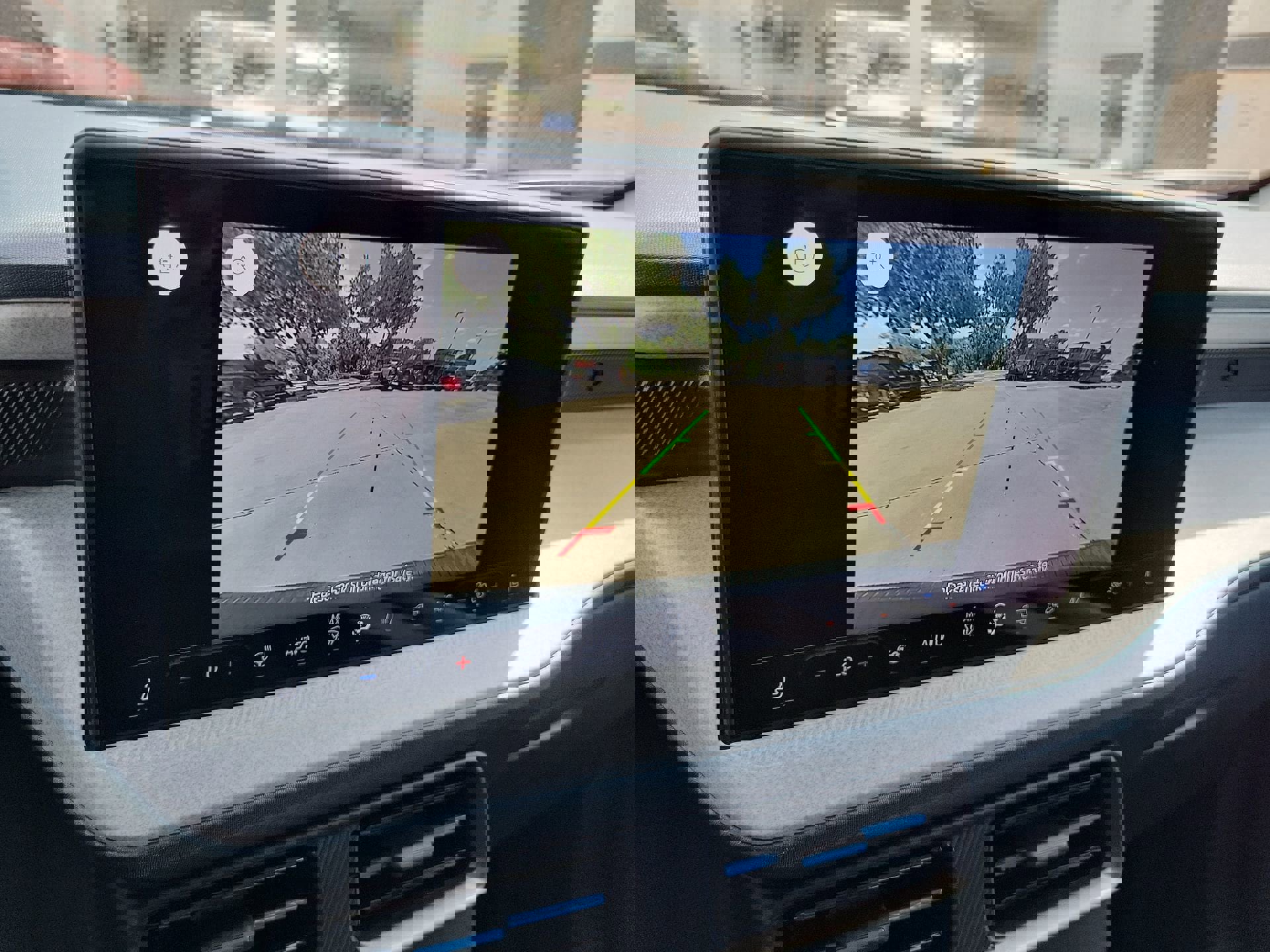 New 2025 Ford Maverick XLT w/ XLT Luxury Package image 23