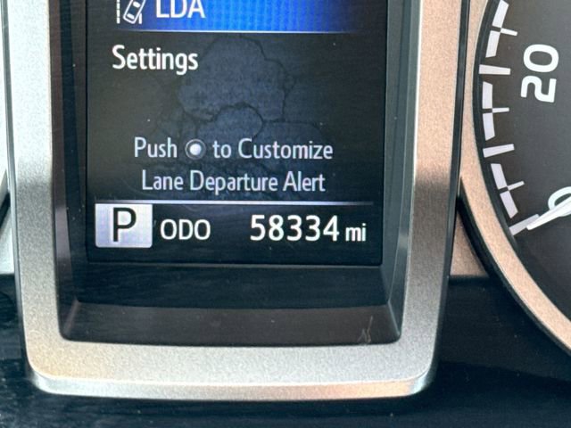 Used 2018 Toyota Tacoma Limited image 32