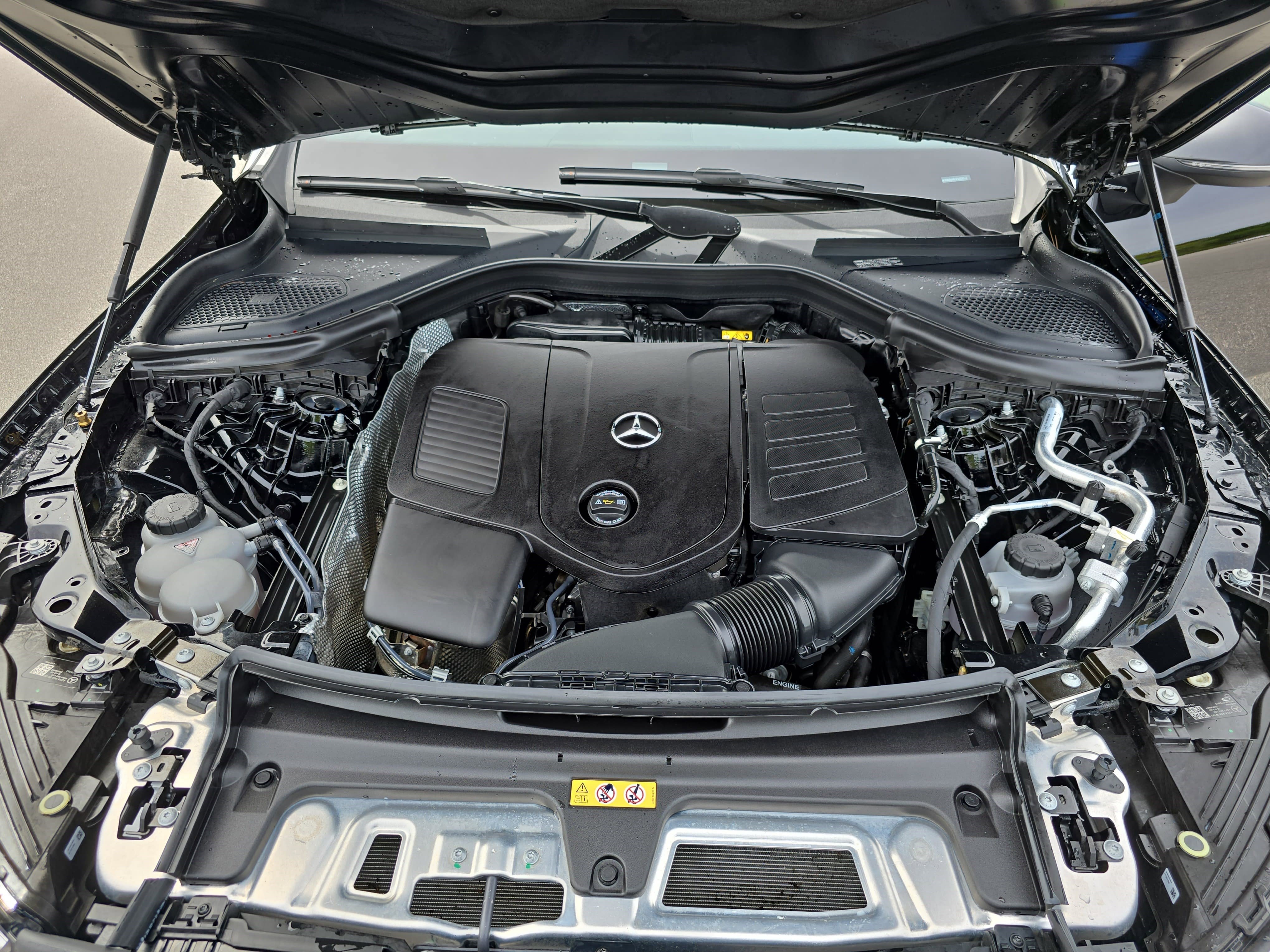 Used 2023 Mercedes-Benz GLC 300 4MATIC image 30