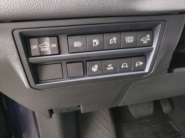 Used 2022 Toyota Tundra Limited image 19