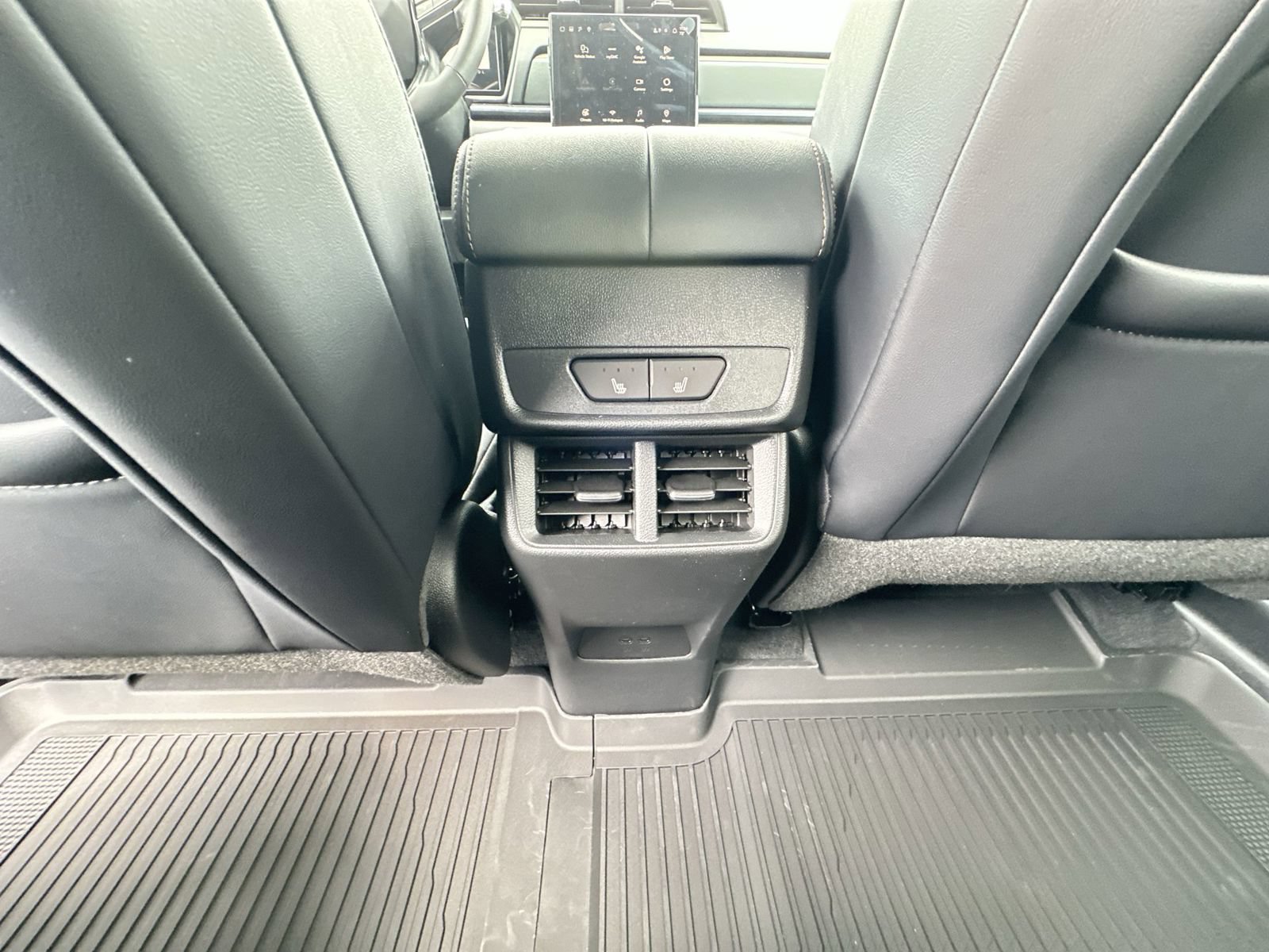 New 2026 GMC Terrain AT4 w/ Convenience Package III AWD/4WD image 21