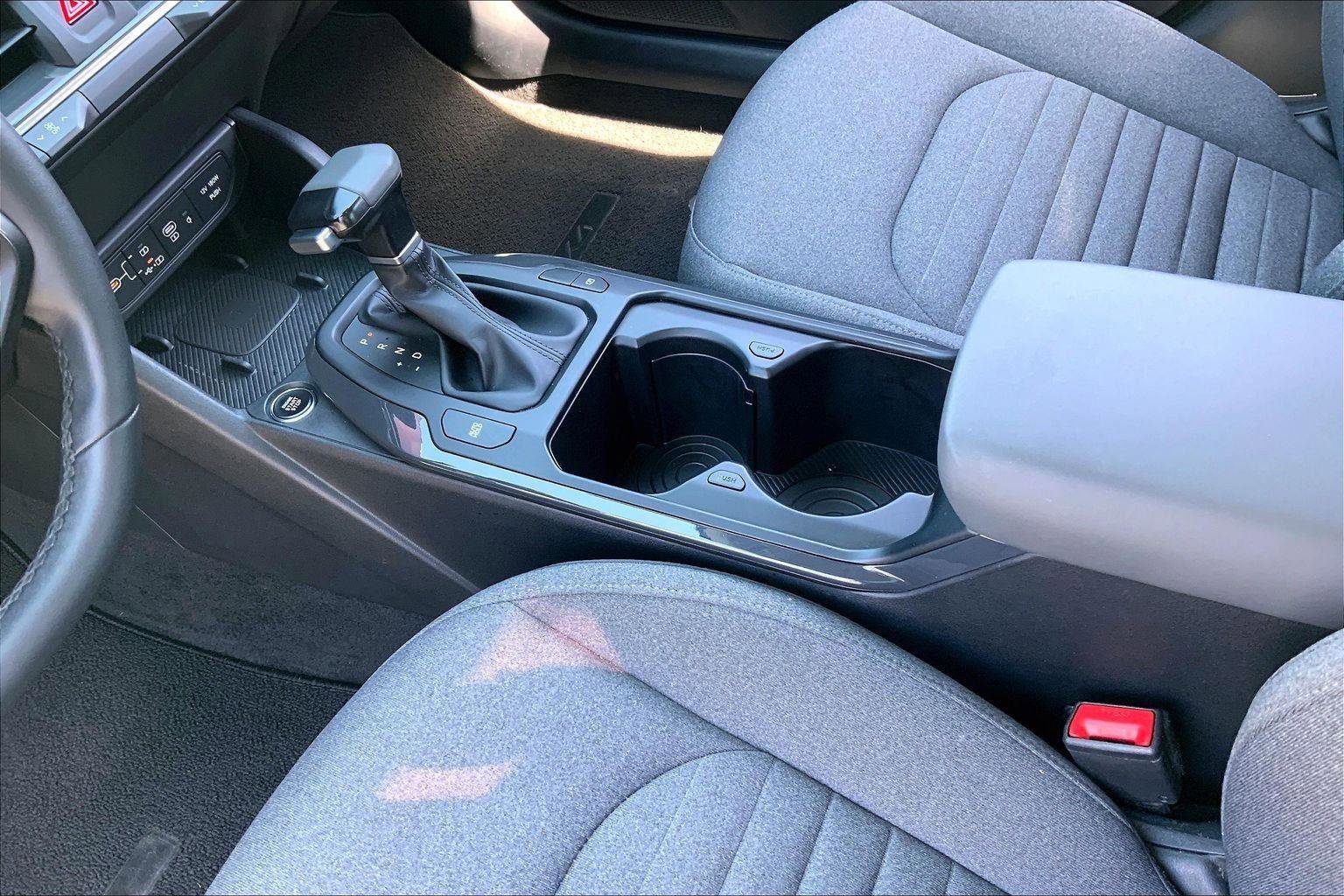 Used 2025 Kia K4 EX image 15