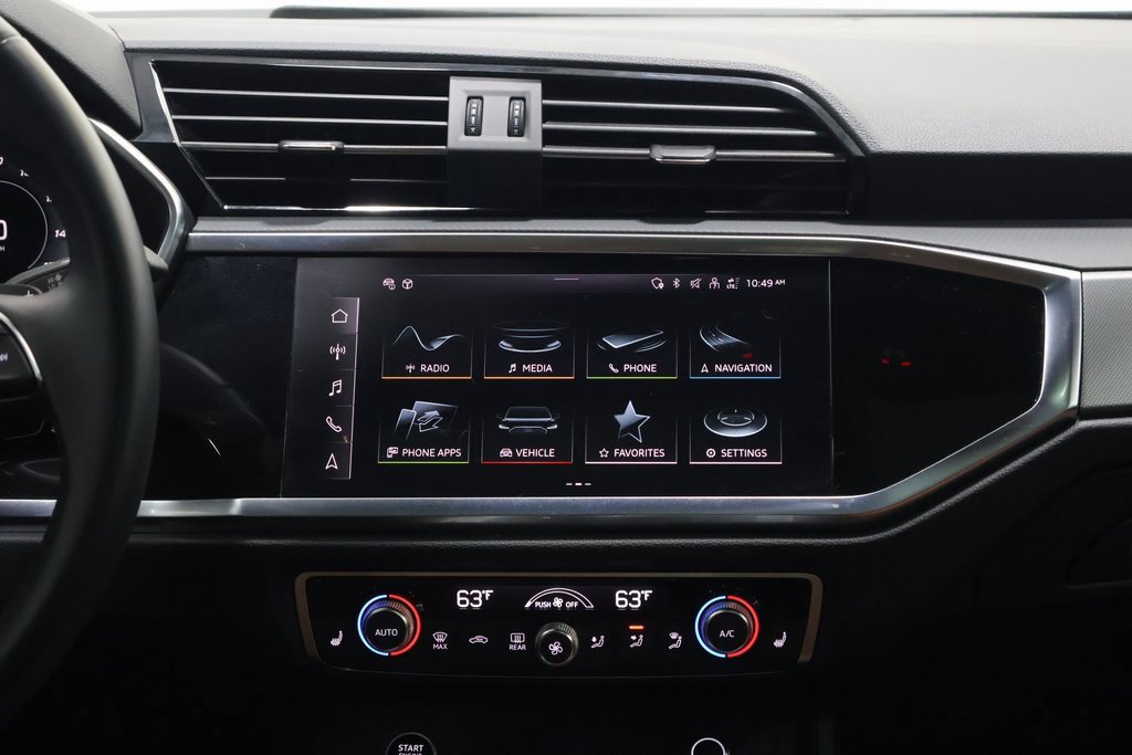 Used 2024 Audi Q3 2.0T Premium Plus w/ Premium Plus Package image 19