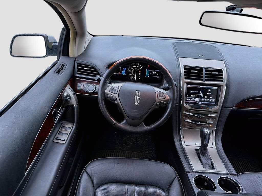 Used 2015 Lincoln MKX AWD w/ Equipment Group 102A image 25