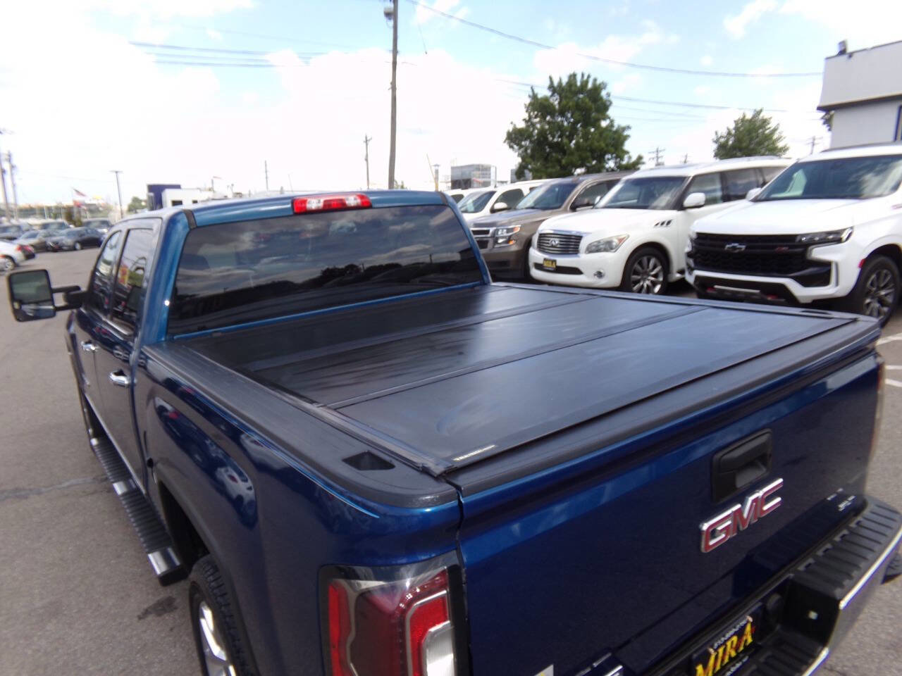 Used 2018 GMC Sierra 1500 SLT w/ SLT Premium Package image 10