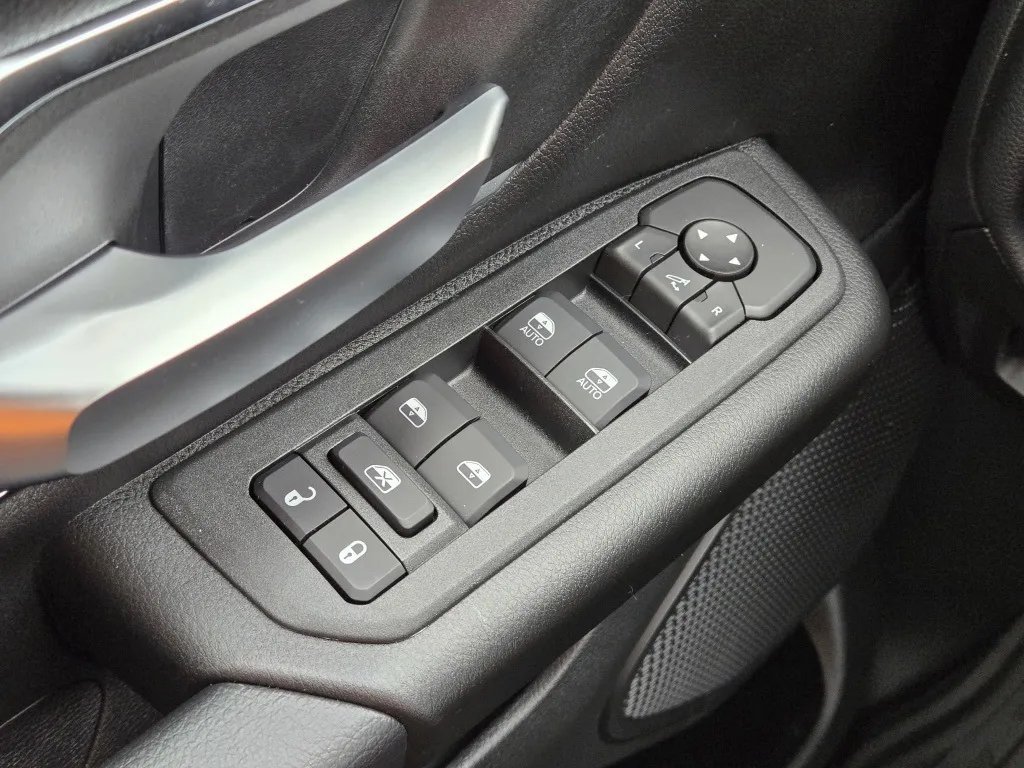 New 2026 RAM 1500 Big Horn AWD/4WD image 12