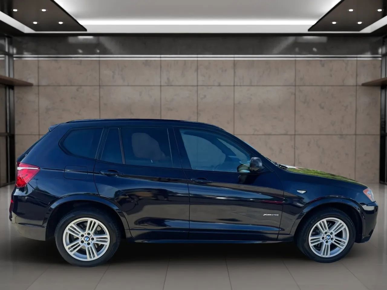 Used 2011 BMW X3 xDrive28i image 7