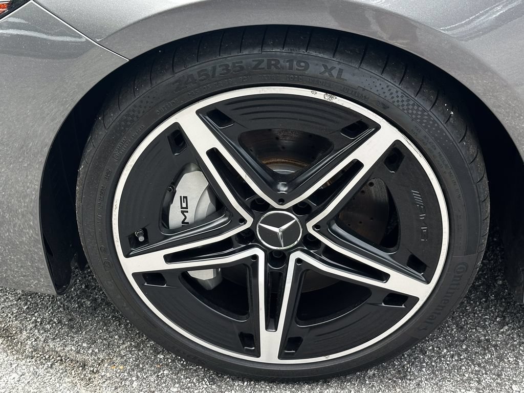 New 2025 Mercedes-Benz CLA 35 AMG 4MATIC image 13