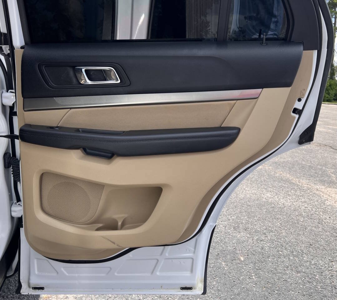 Used 2017 Ford Explorer 4WD image 14