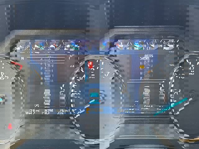 Used 2023 Ford Expedition XLT image 23