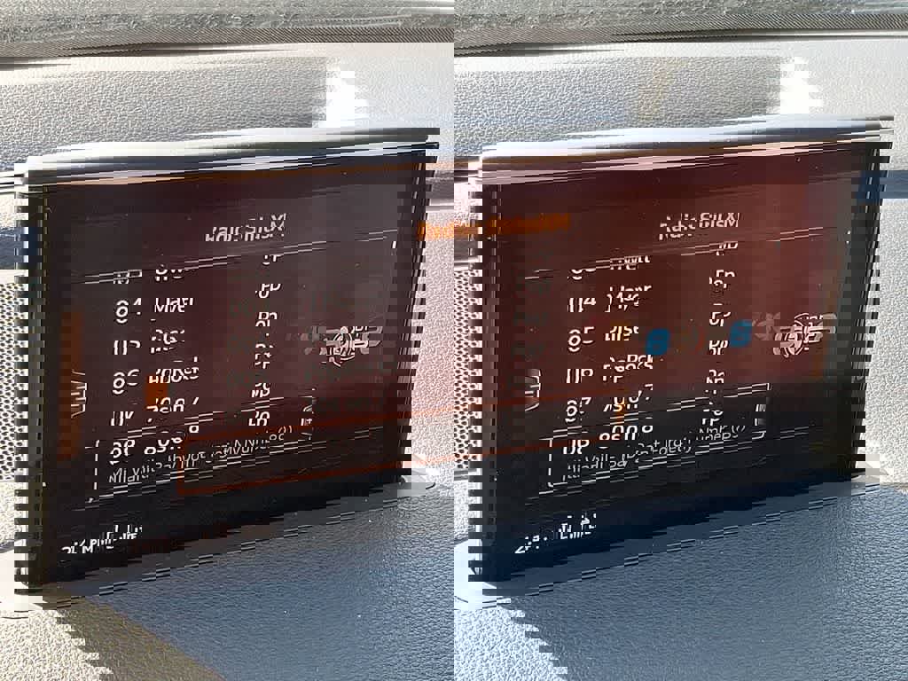 Used 2017 Audi Q7 3.0T Premium Plus w/ Premium Plus Package image 18