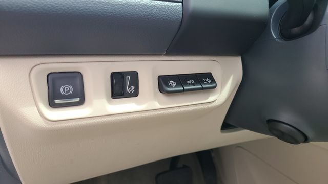Used 2023 GMC Acadia Denali w/ Denali Ultimate Package AWD/4WD image 15