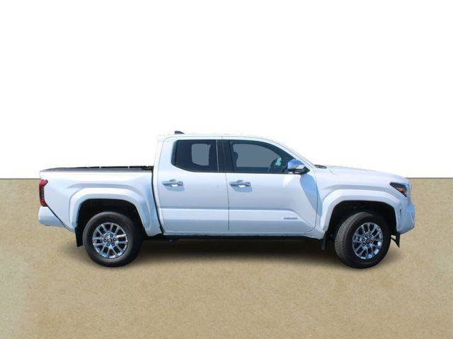Certified 2025 Toyota Tacoma Limited AWD/4WD image 2