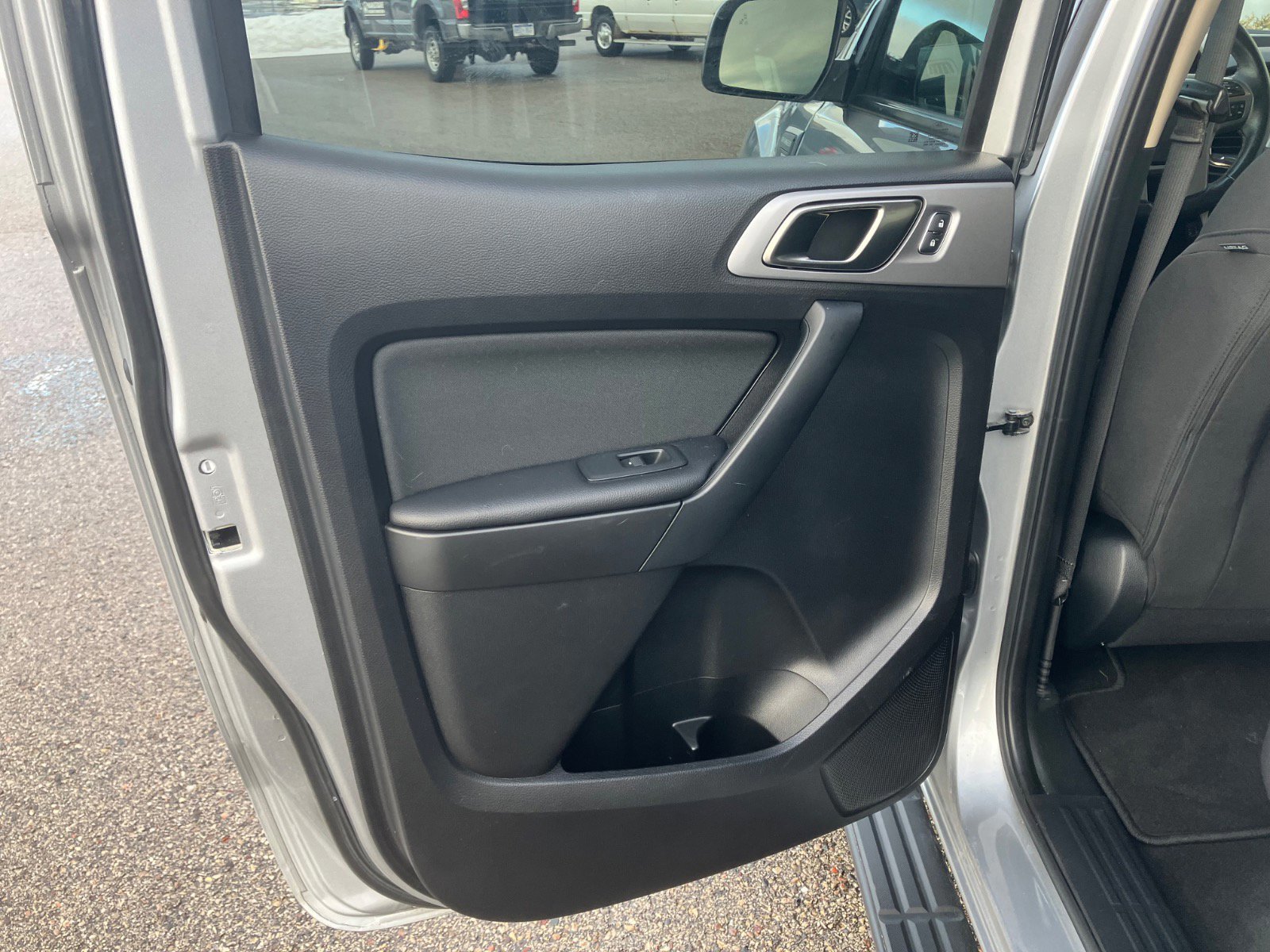 Used 2021 Ford Ranger XLT w/ FX4 Off-Road Package image 27