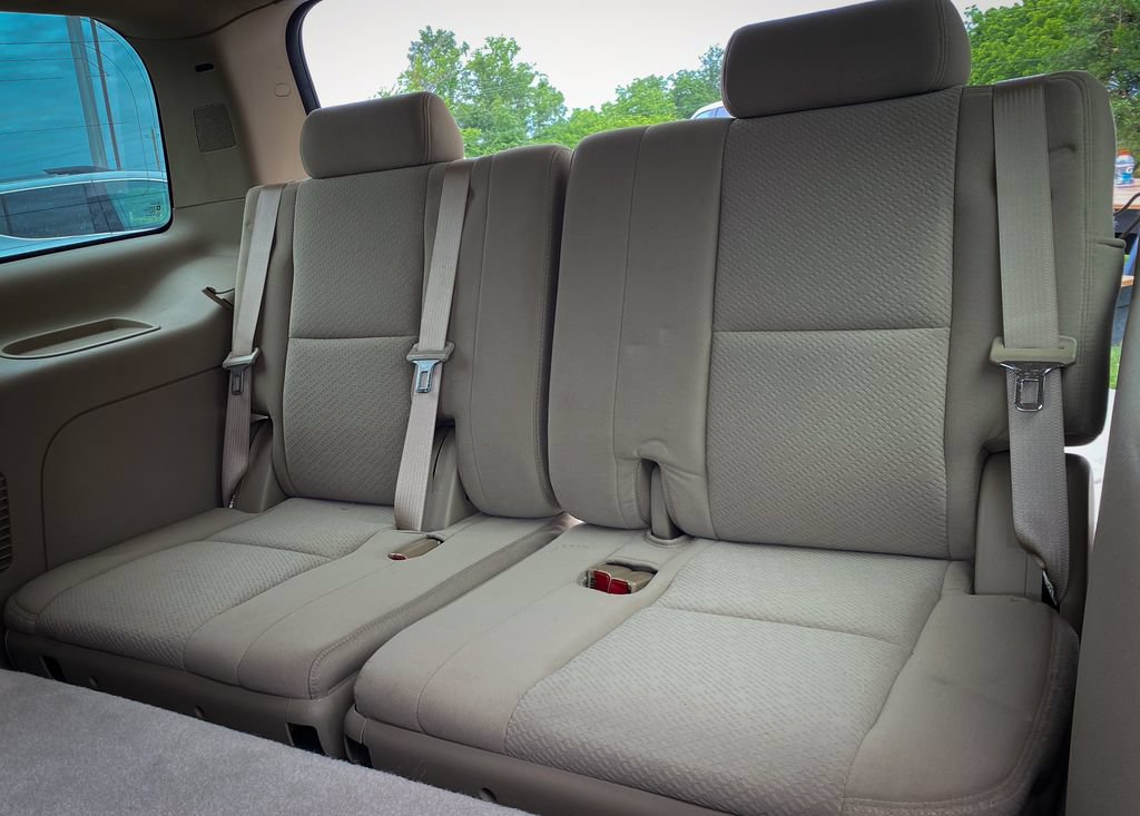 Used 2008 GMC Yukon SLE w/ Convenience Package AWD/4WD image 16