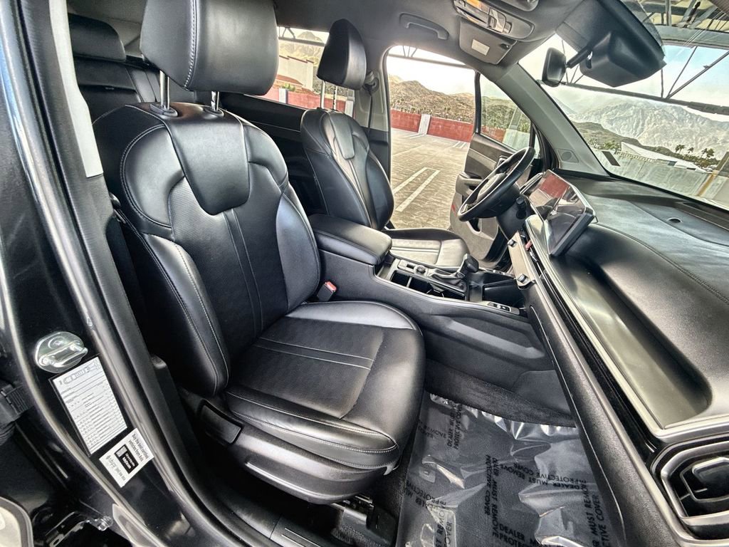Used 2024 Kia Sorento S image 20