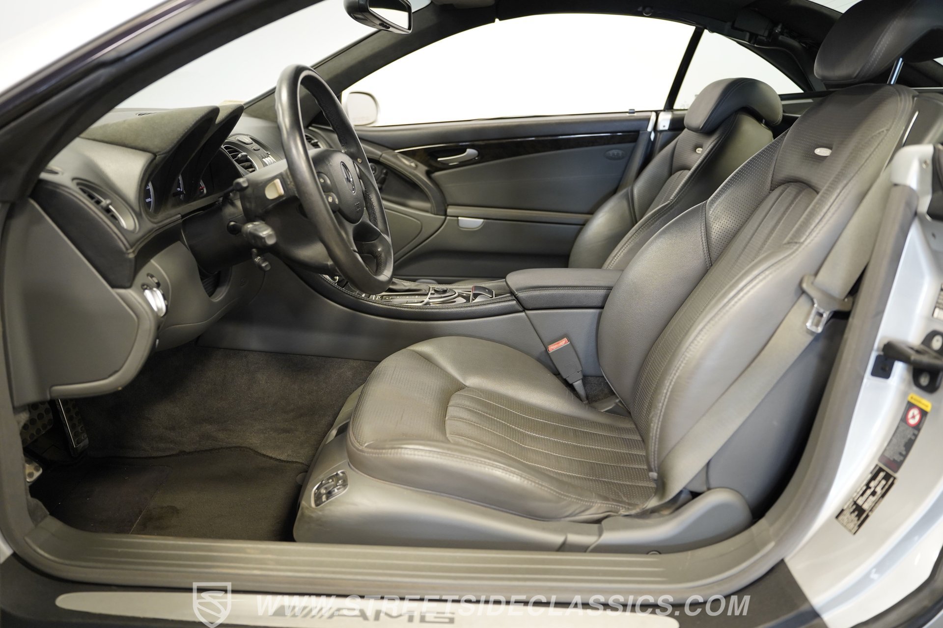 Used 2003 Mercedes-Benz SL 55 AMG image 3