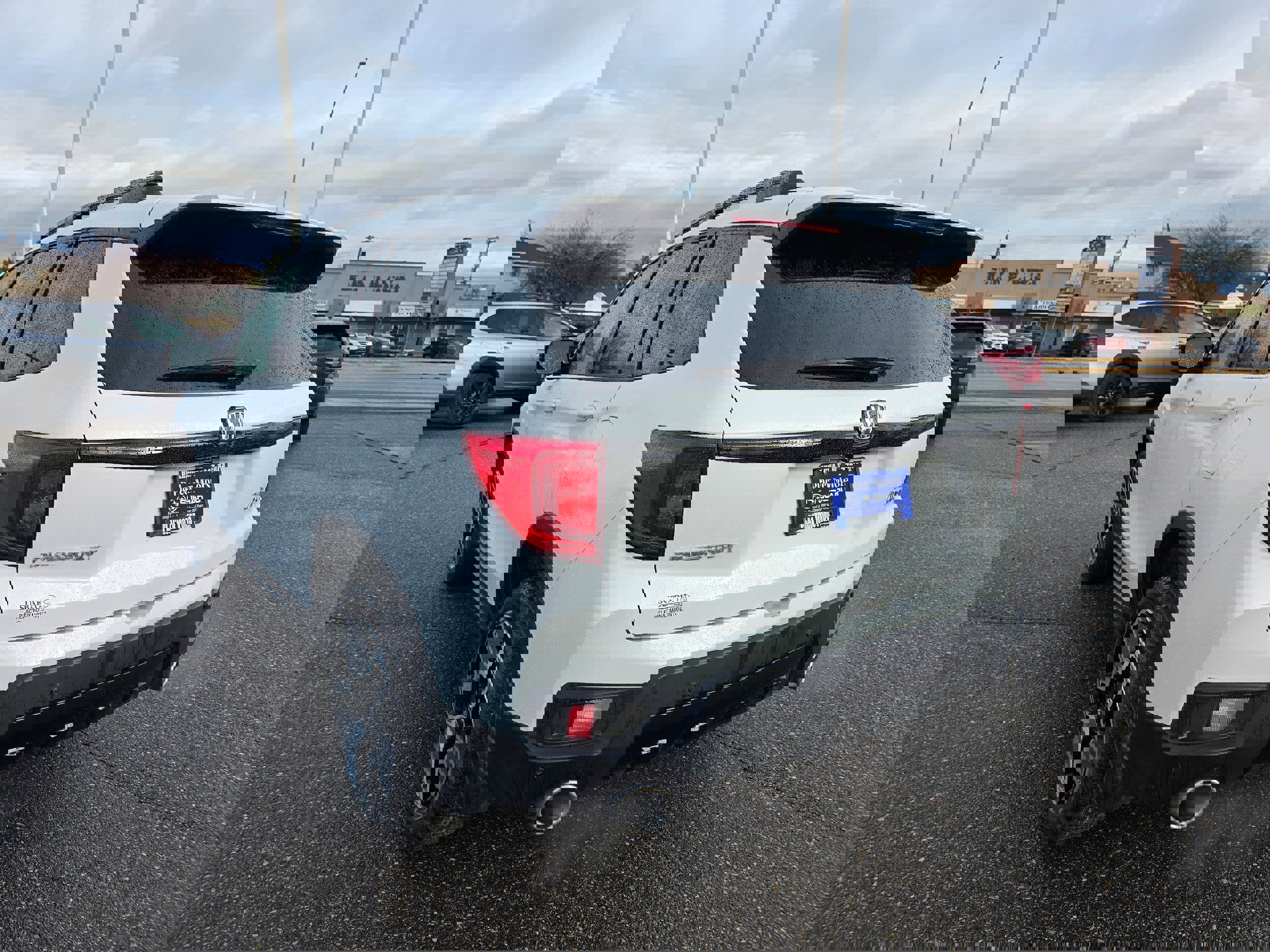 Used 2022 Honda Passport Elite image 3