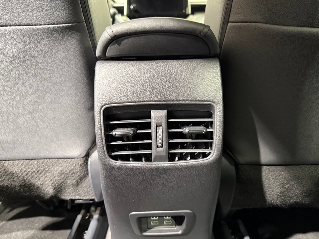 Certified 2025 Toyota Corolla Cross XLE FWD image 20