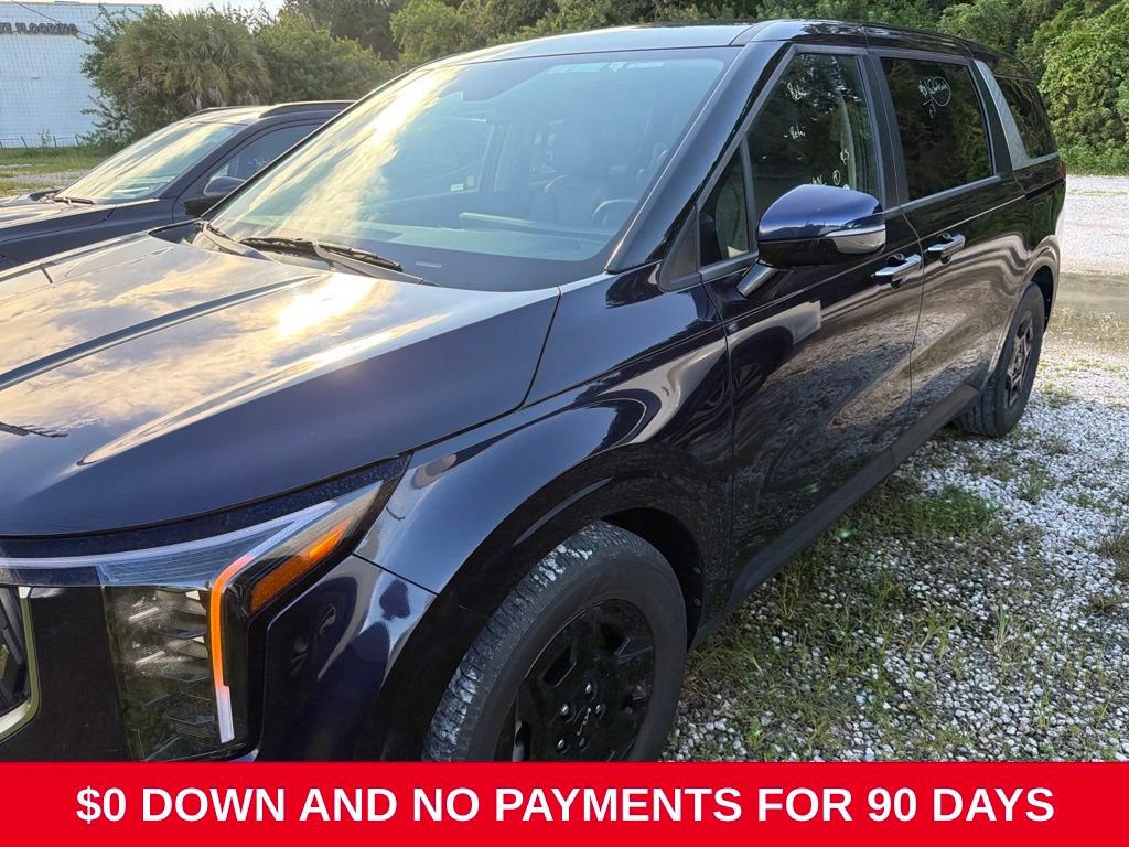 Used 2025 Kia Carnival