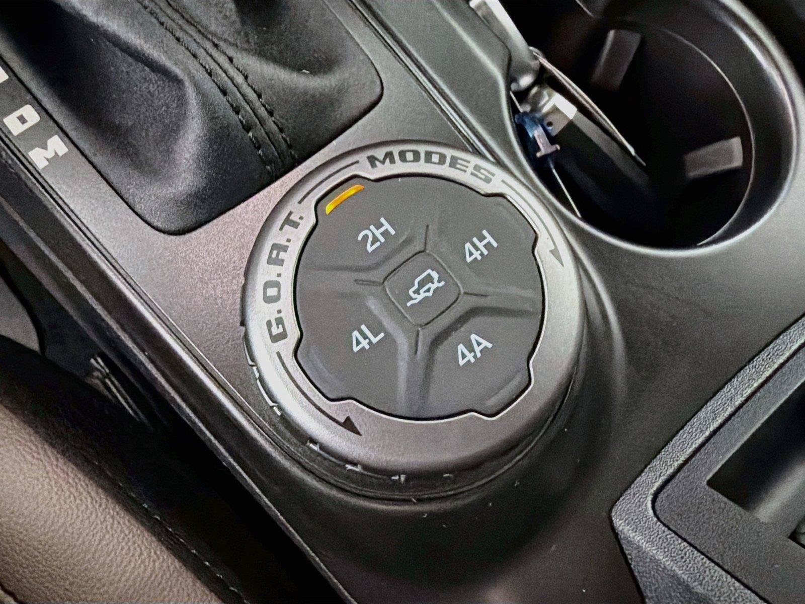 Used 2023 Ford Bronco Wildtrak AWD/4WD image 42