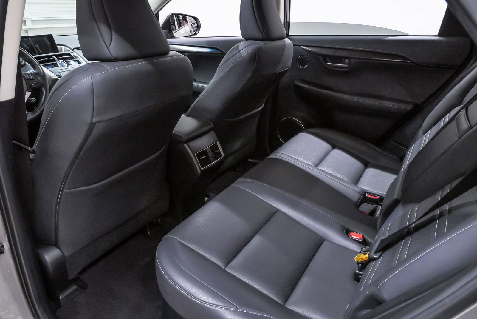 Used 2016 Lexus NX 200t FWD w/ Premium Package image 10