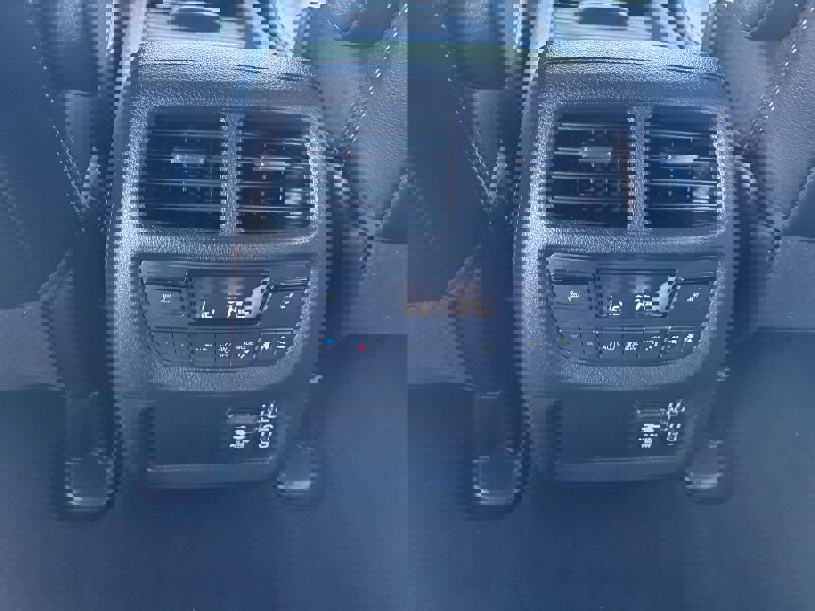 Used 2023 Honda Passport Elite image 19