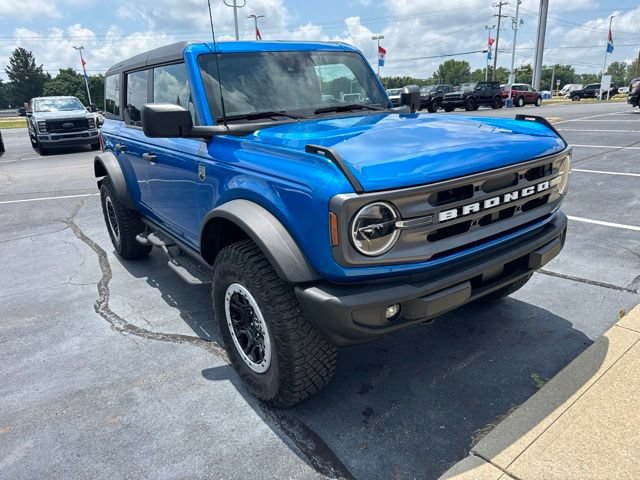 Used 2024 Ford Bronco Big Bend w/ Sasquatch Package AWD/4WD image 3