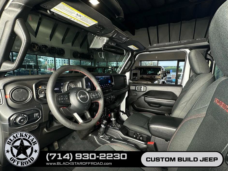 Used 2024 Jeep Wrangler Unlimited Rubicon w/ Convenience Group AWD/4WD image 23