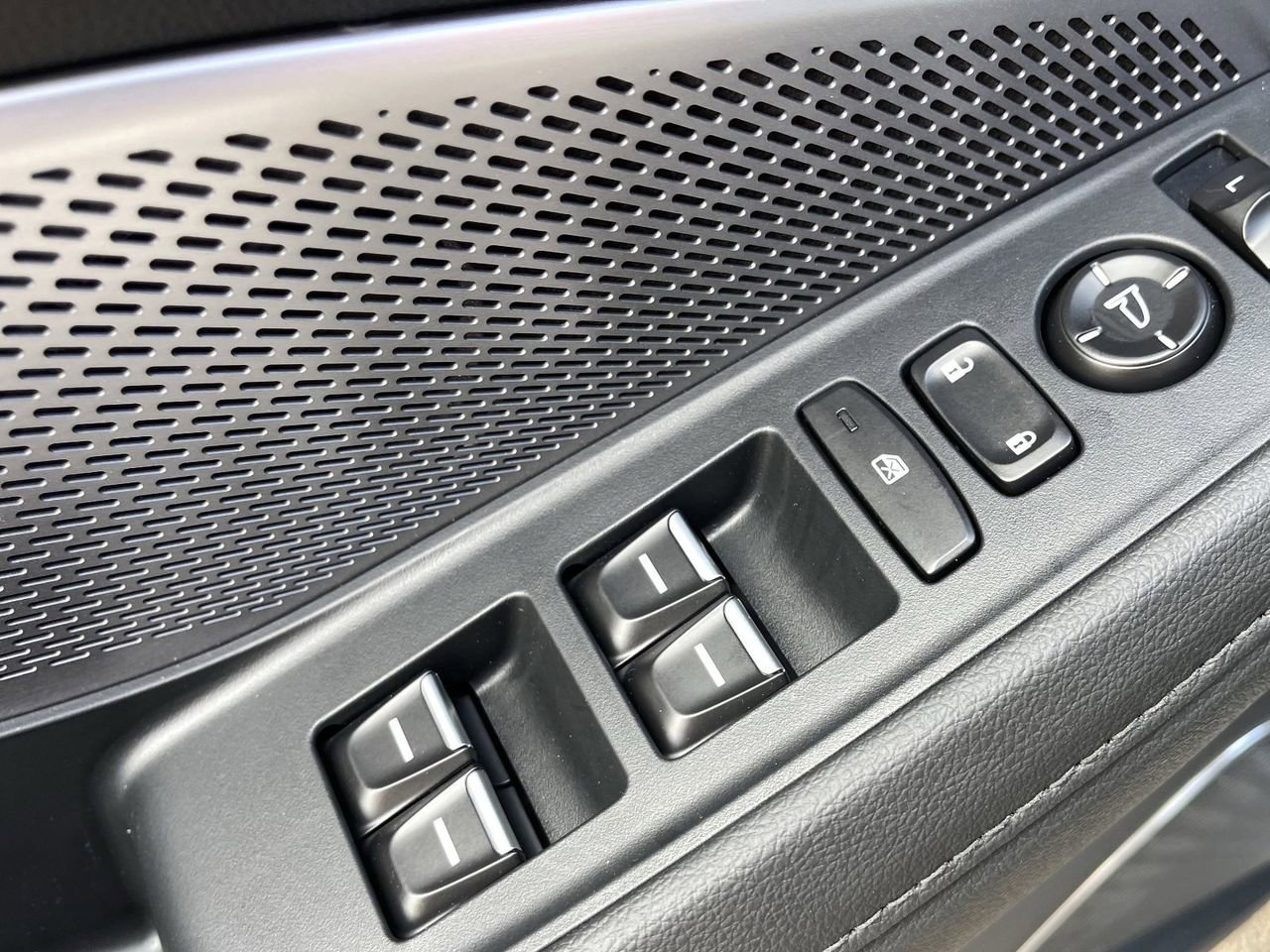 New 2026 Acura MDX FWD image 25