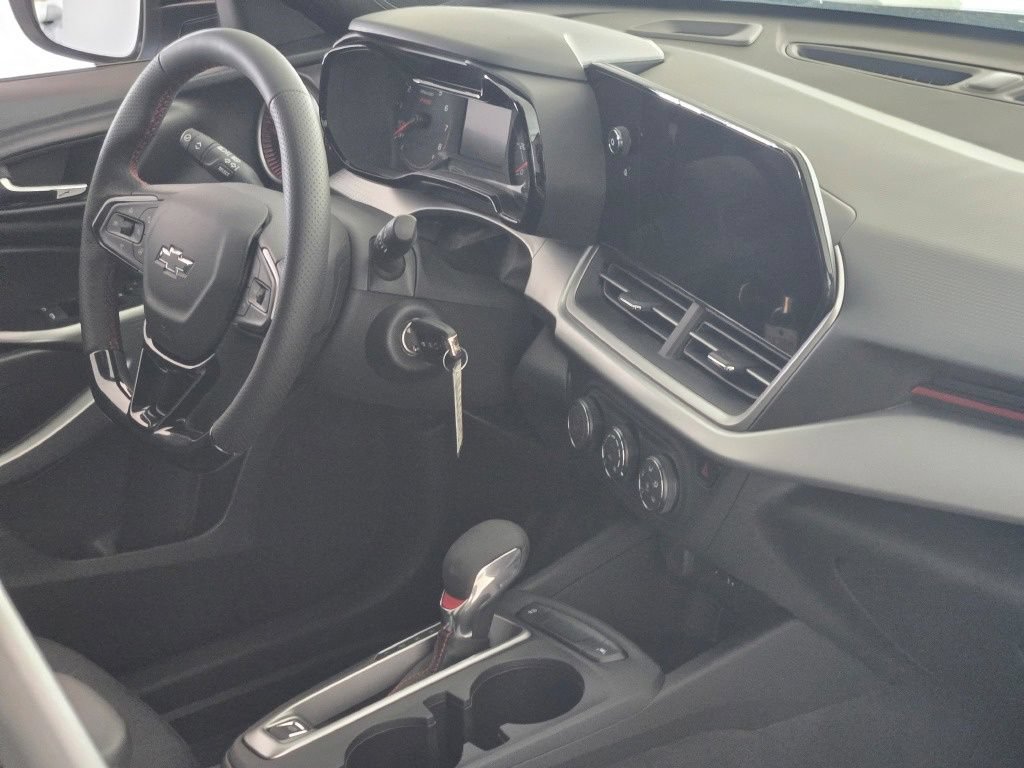 New 2026 Chevrolet Trax RS w/ Driver Confidence Package FWD image 7