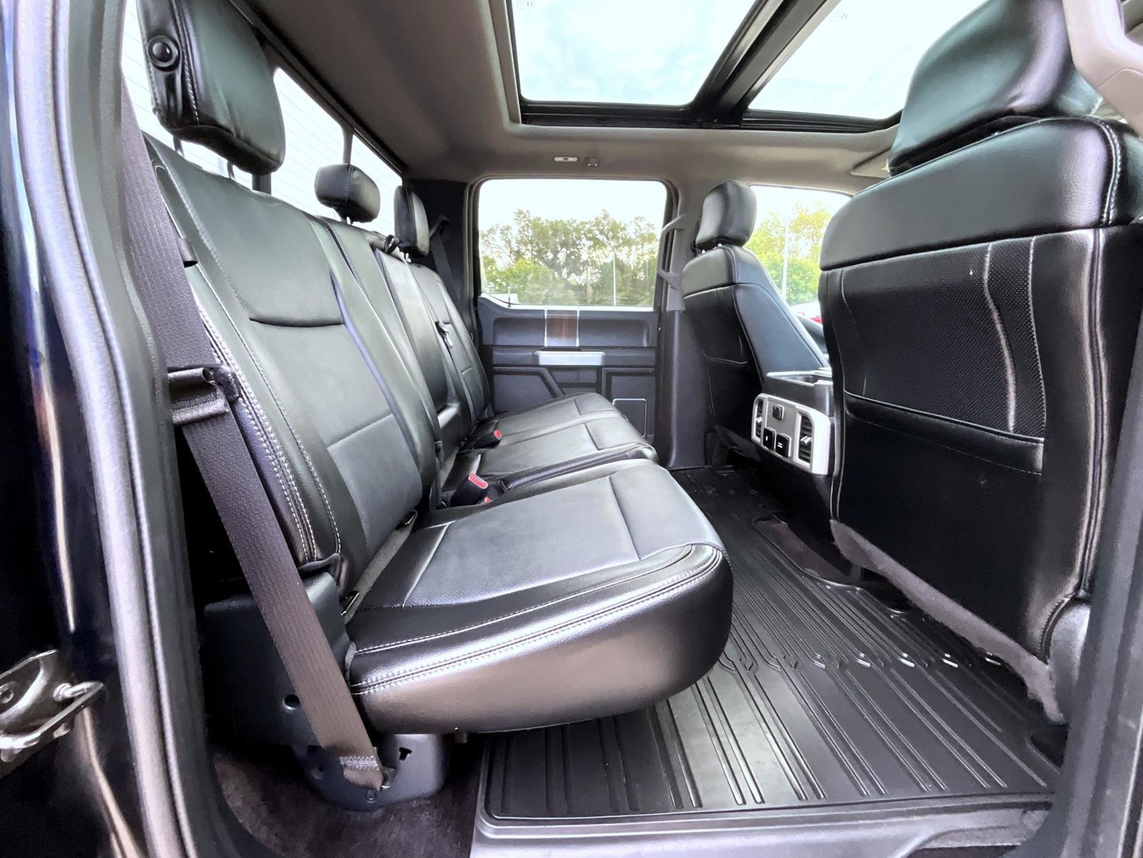 Used 2017 Ford F150 Lariat AWD/4WD image 21