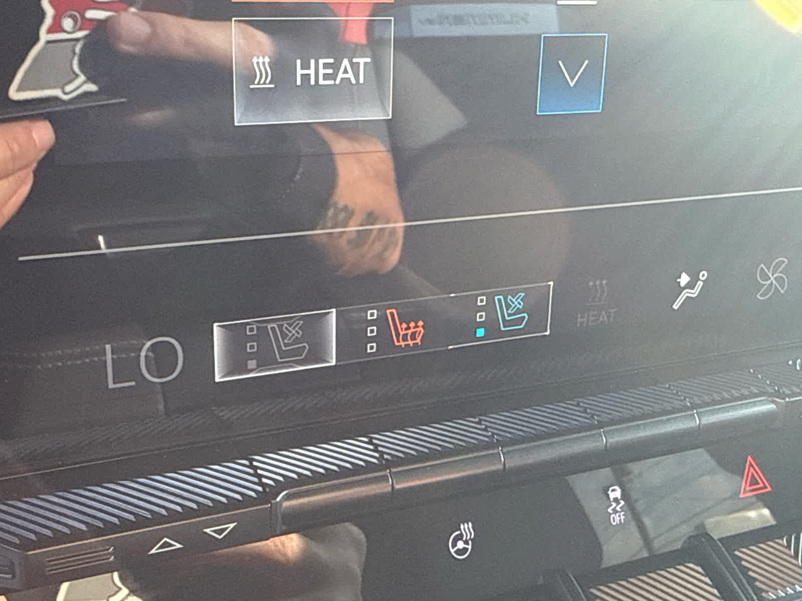 Certified 2026 GMC Hummer EV 3X AWD/4WD image 23