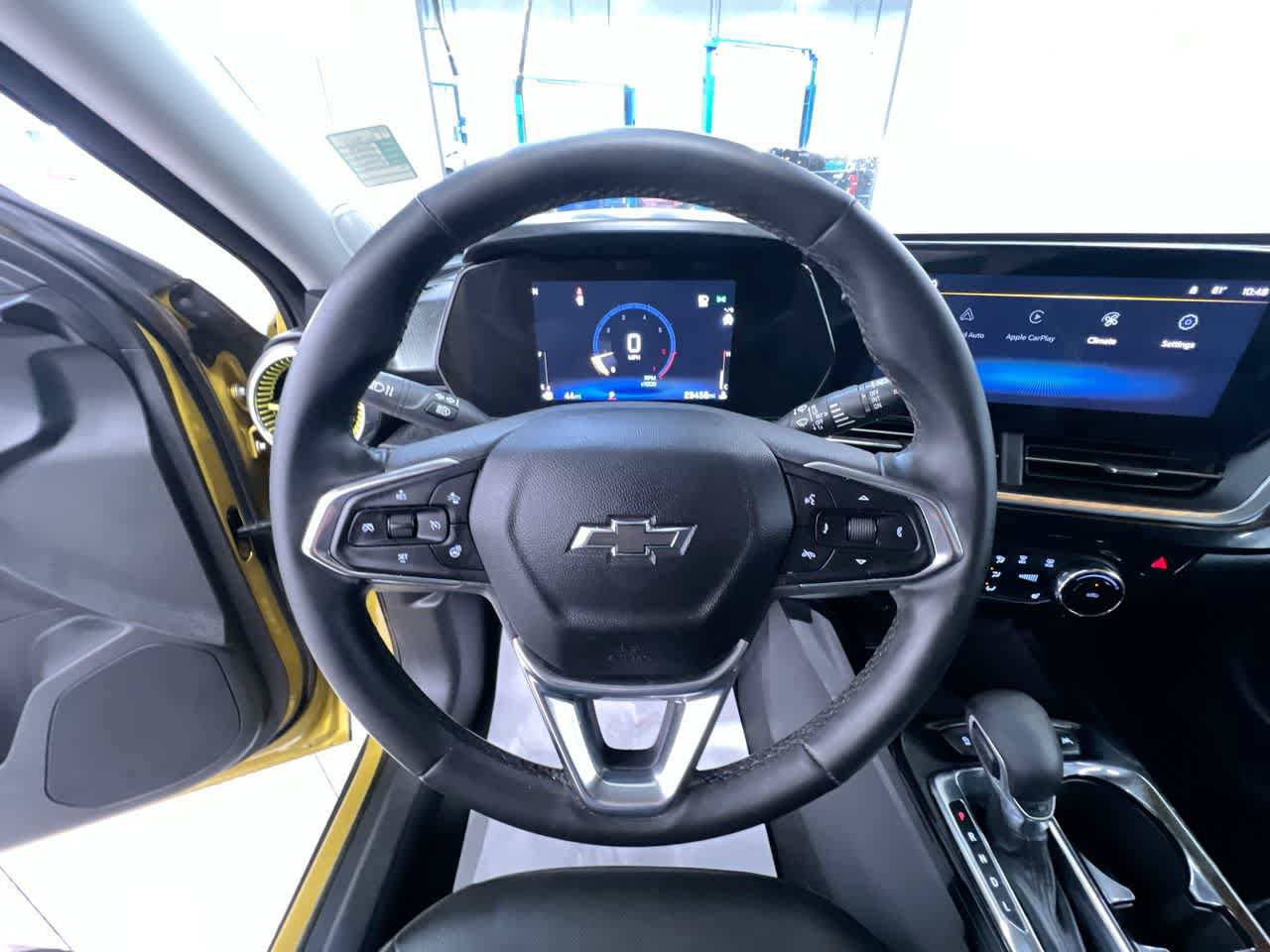 Used 2025 Chevrolet Trax ACTIV w/ Driver Confidence Package FWD image 15