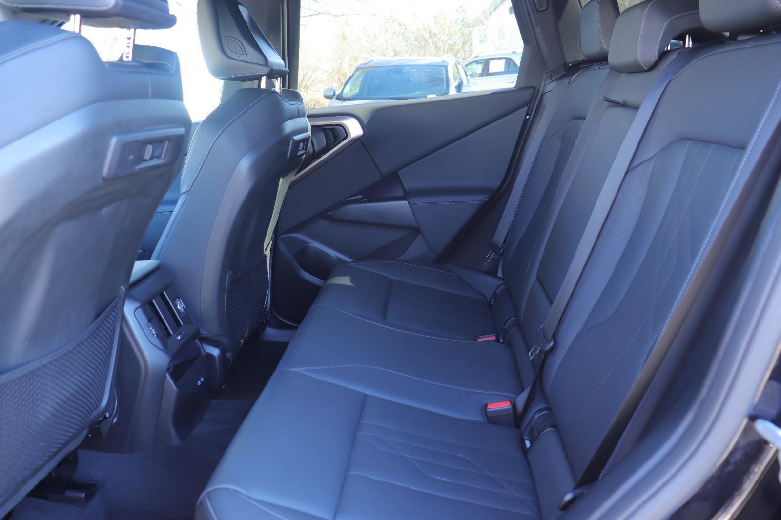 Used 2025 BMW X3 xDrive30i image 12