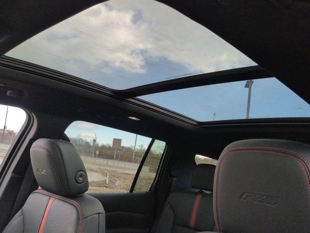 New 2026 Chevrolet Traverse RS w/ LPO, Floor Liner Package image 22