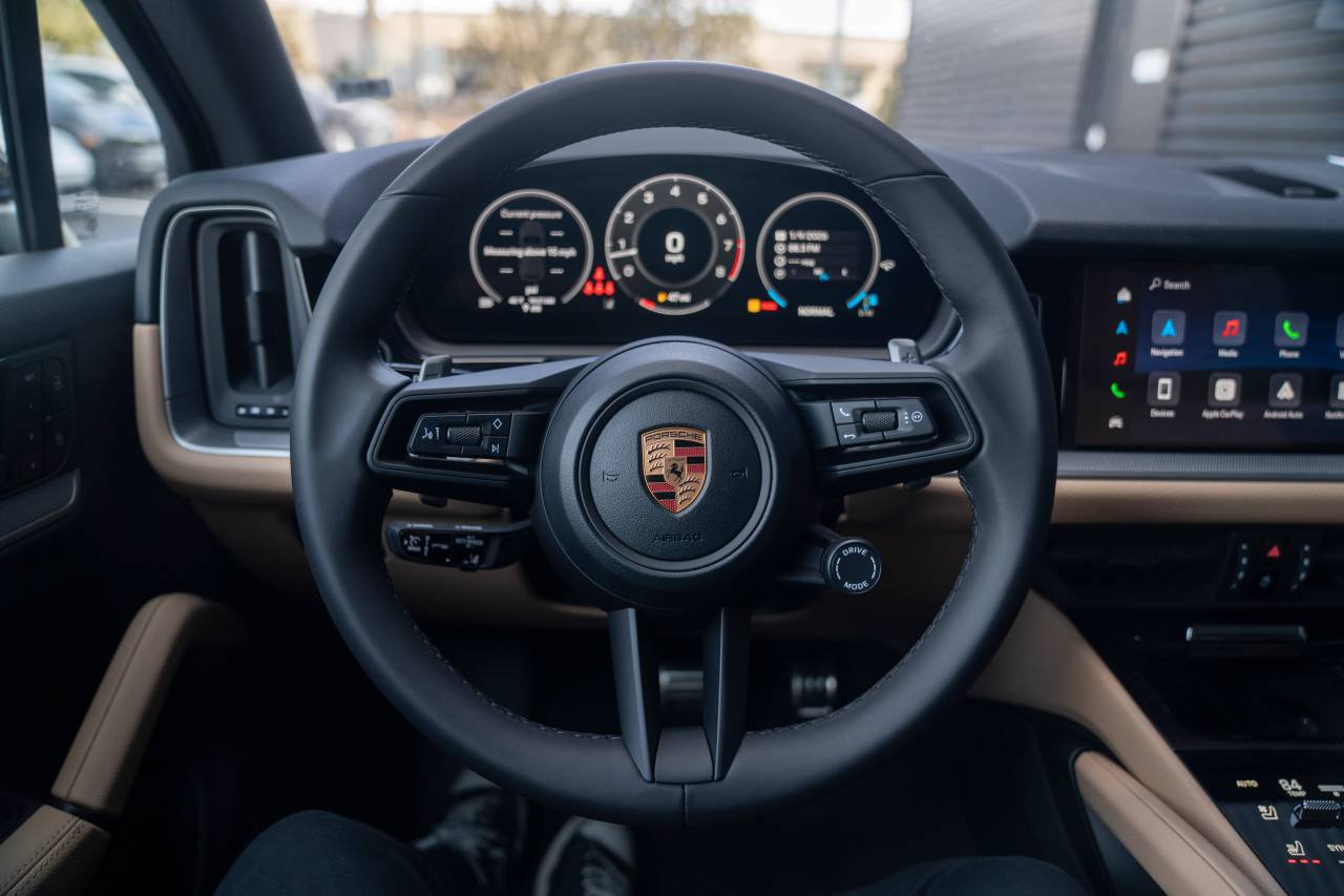 New 2026 Porsche Cayenne S AWD/4WD image 13