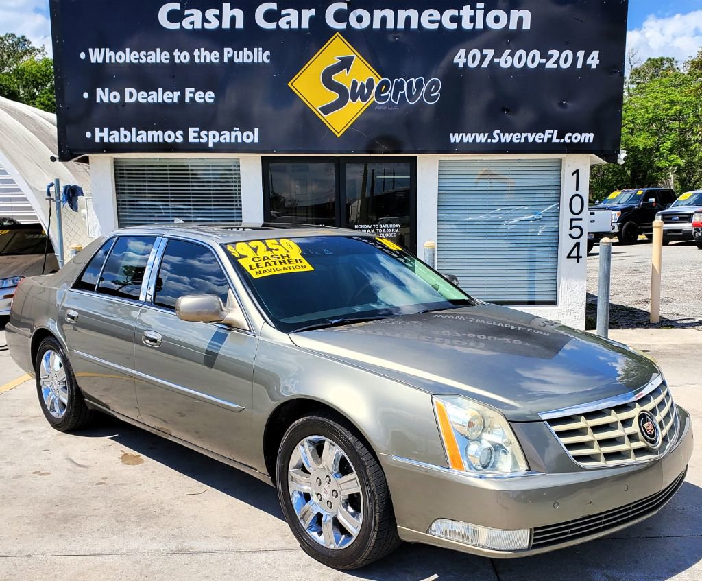 Used 2010 Cadillac DTS Platinum image 1