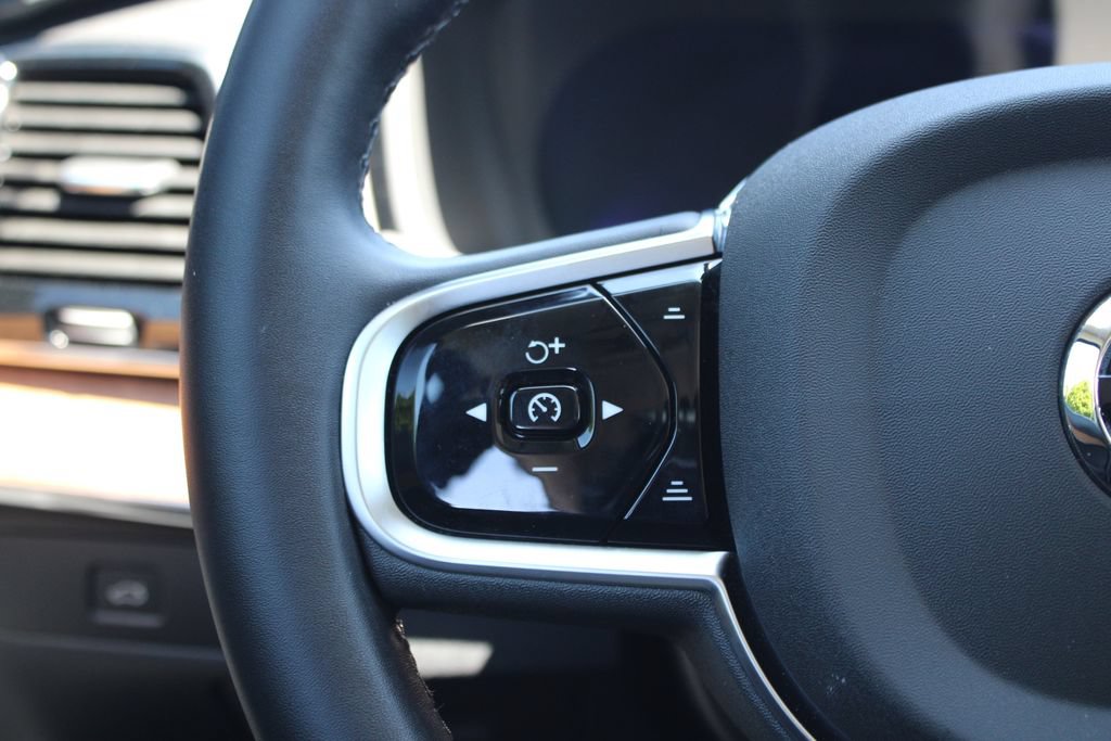Used 2025 Volvo XC90 B6 Plus AWD/4WD image 20