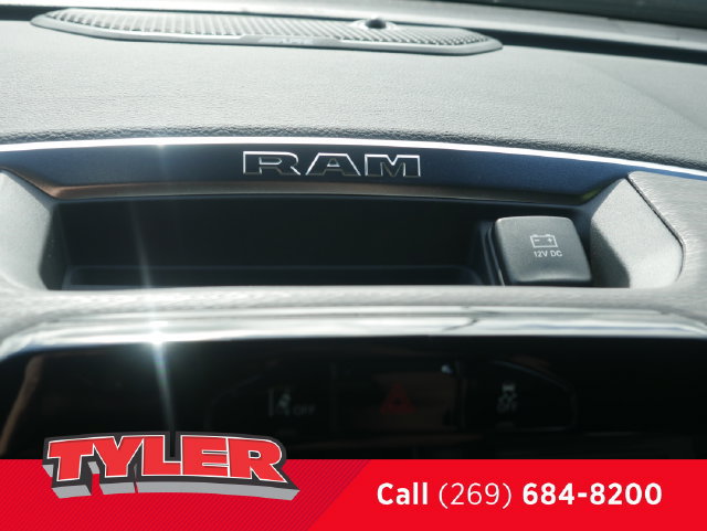 New 2026 RAM 2500 Laramie w/ Night Edition AWD/4WD image 31