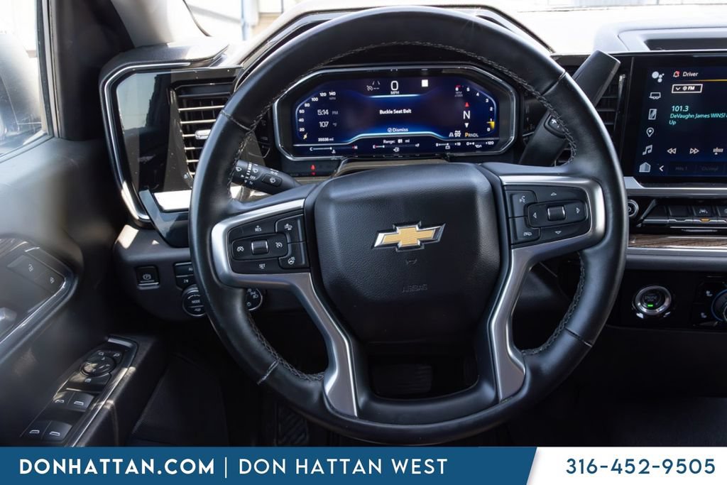 Used 2023 Chevrolet Silverado 1500 LT AWD/4WD image 5