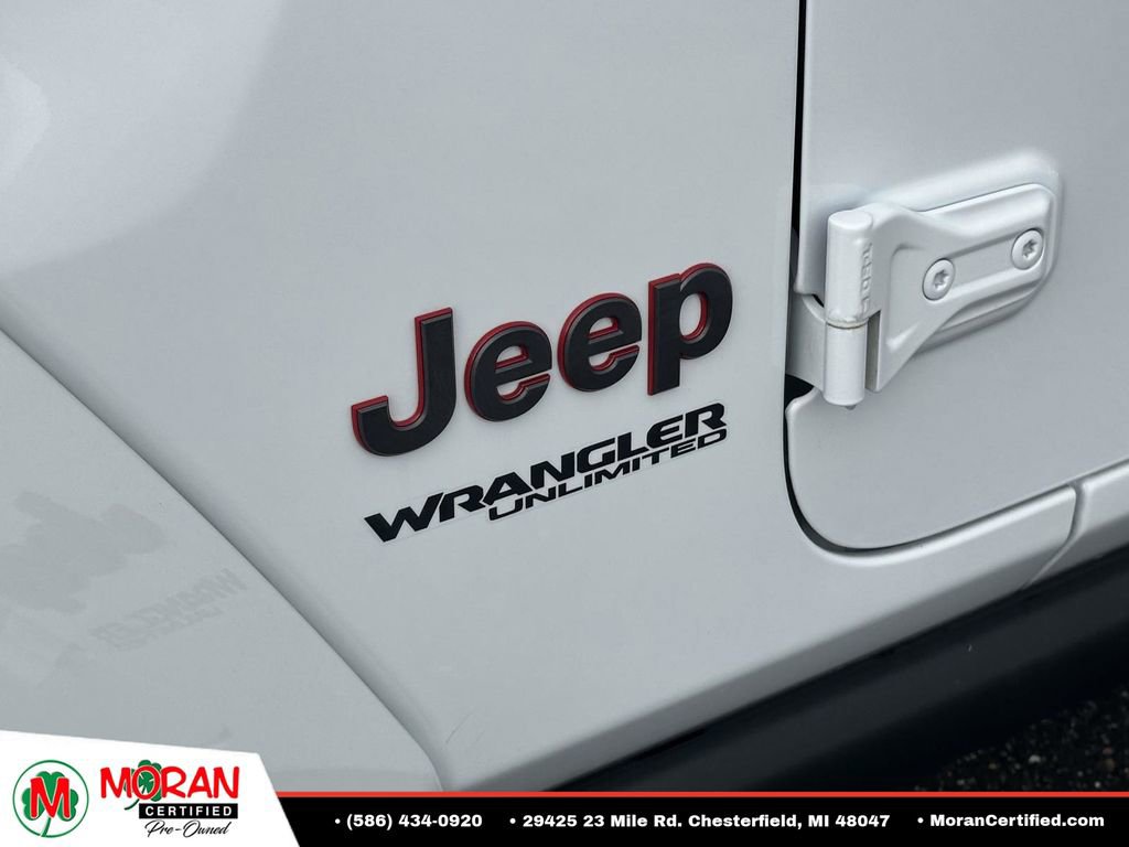 Used 2022 Jeep Wrangler Unlimited Rubicon w/ LED Lighting Group AWD/4WD image 10