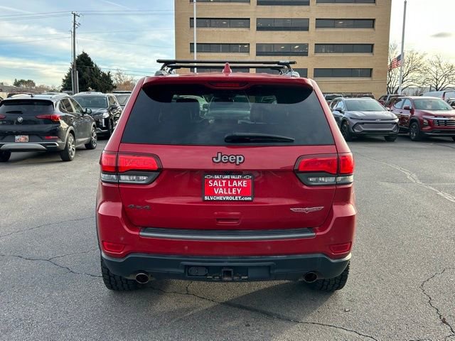 Used 2017 Jeep Grand Cherokee Trailhawk image 9