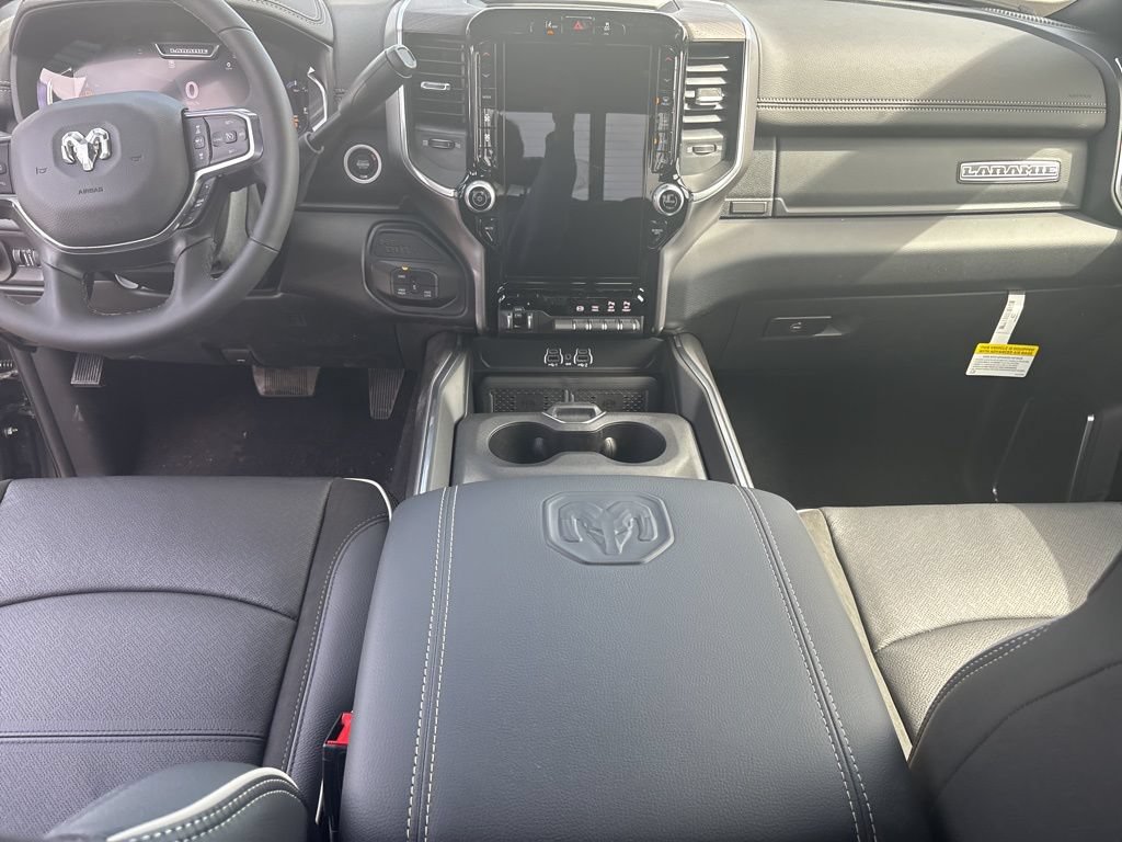 New 2026 RAM 2500 Laramie AWD/4WD image 38