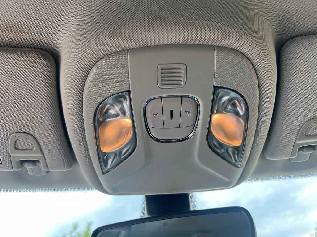 Used 2020 Jeep Compass Limited AWD/4WD image 36