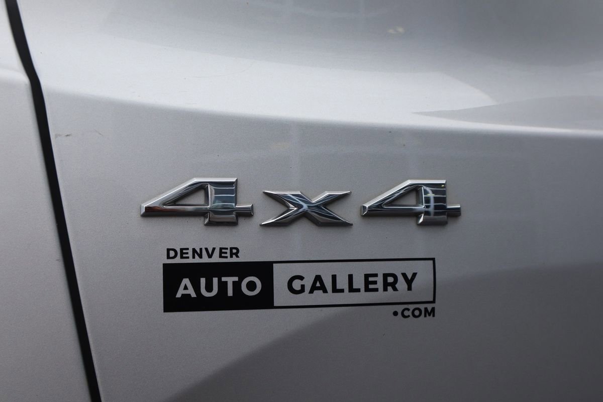 Used 2018 Jeep Renegade Latitude w/ Cold Weather Group AWD/4WD image 25