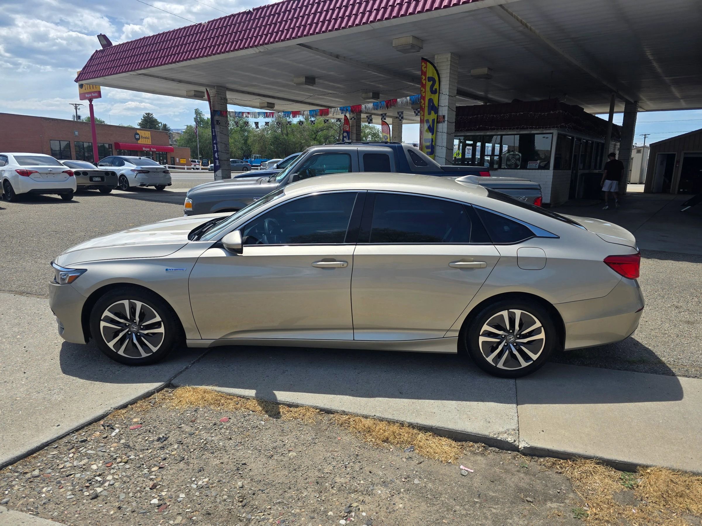 Used 2020 Honda Accord Sedan 4D image 2